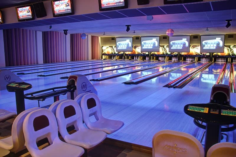 Party- & bowlingcentrum Spijkenisse photo 2