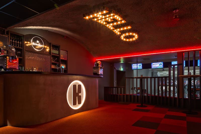 Knijn Bowling & Restaurant