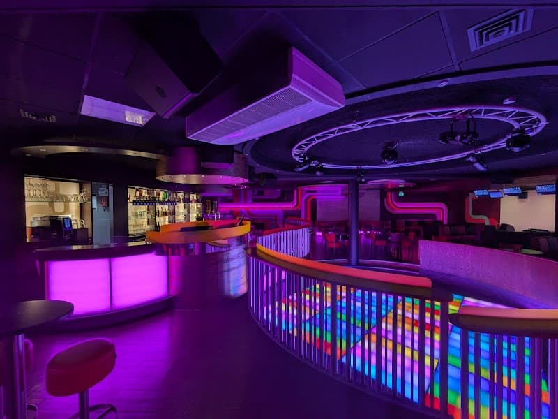 Lucky Strike Bowling photo 3