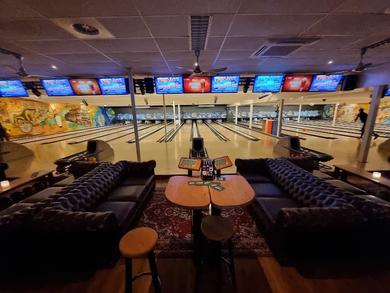 Bison Bowling Haarlem | Wij gaan verhuizen photo 3