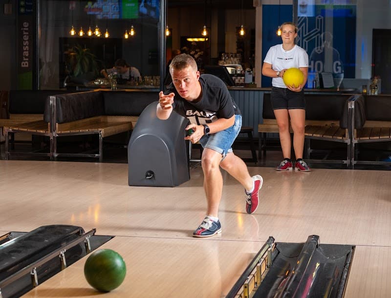 Vier Hoog Zevenbergen - Bowling & Restaurant photo 3