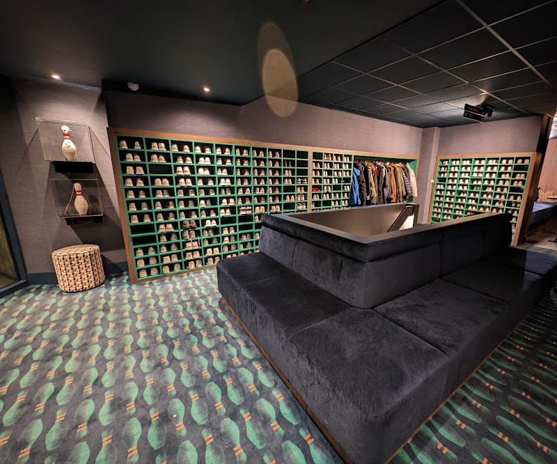 Bowling- & Partycentrum Drachten photo 3
