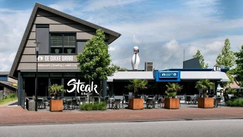 De Dikke Draai | Surhuisterveen | Restaurant | Bowling | Zalen | Cafetaria