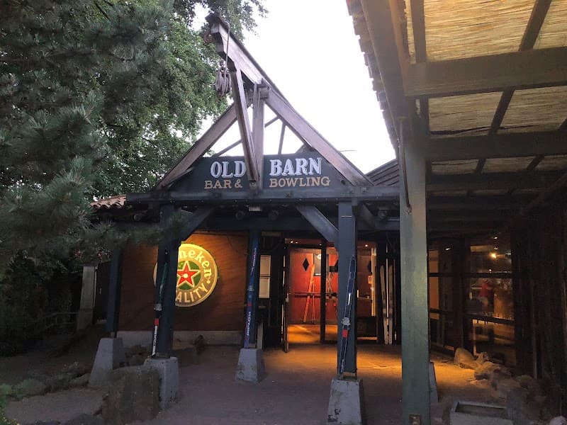 Old Barn Bar & Bowling photo 2