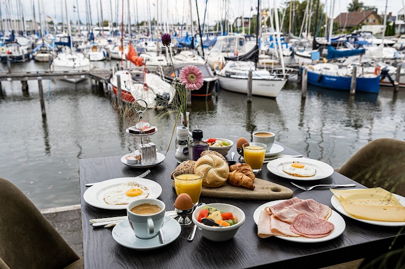 Bowlingbaan Sporthotel Iselmar Lemmer in Lemmer - Interieur en faciliteiten