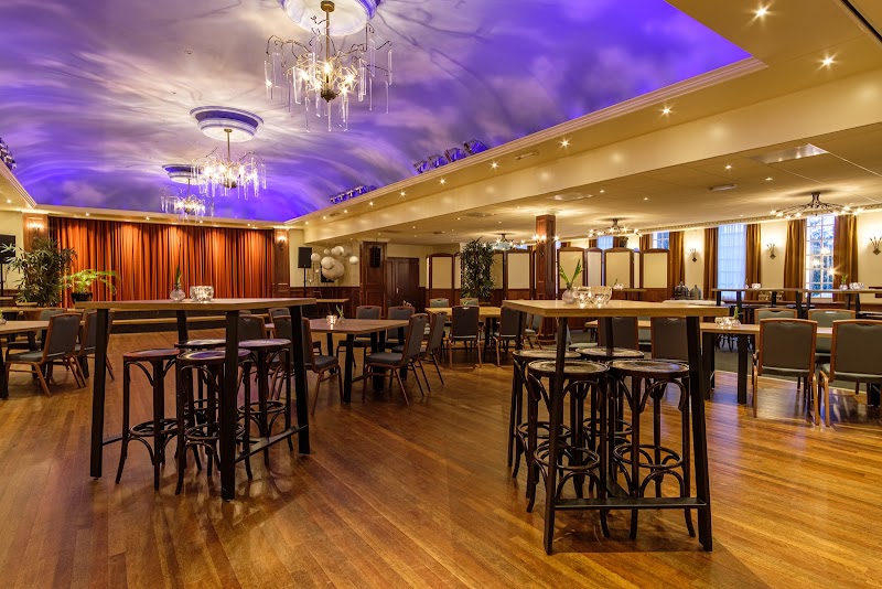 Bowlingbaan Café & Zalencentrum Mulder in Hardenberg - Interieur en faciliteiten