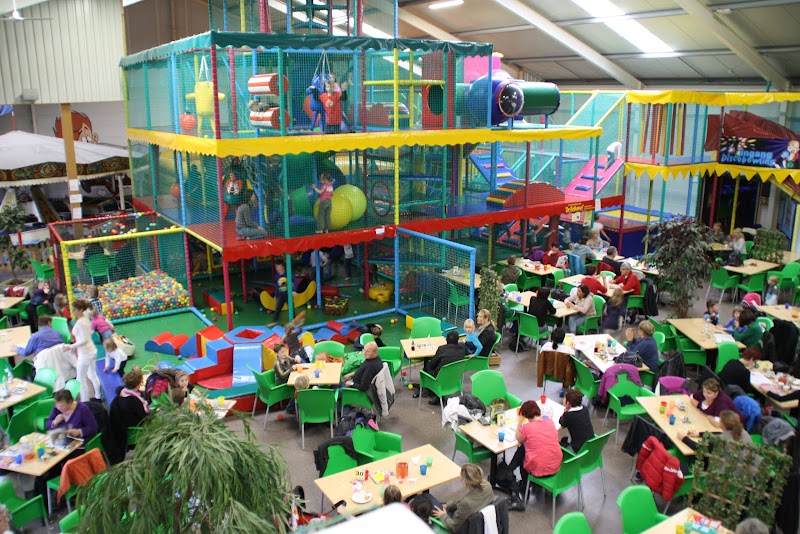 Bowlingbaan Recreatieboerderij De Kleine Biesbosch in Lage Zwaluwe - Interieur en faciliteiten