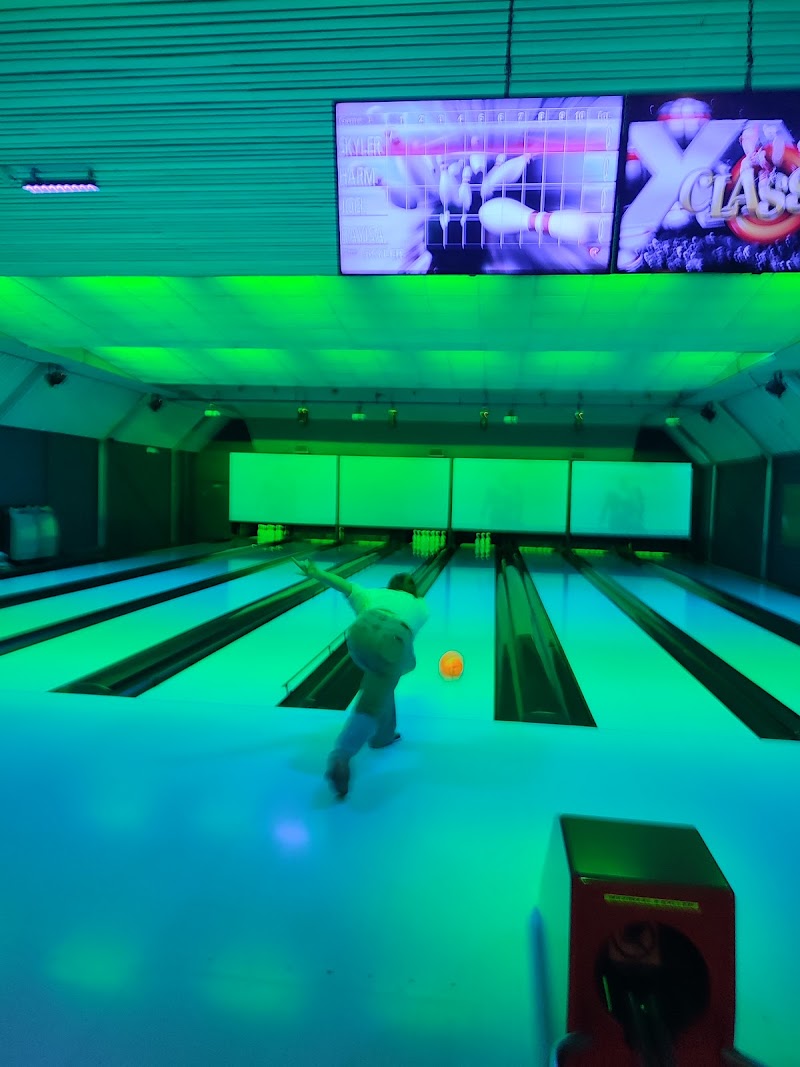 Bowlingbaan Bowling Vereniging Eelde in Eelde - Interieur en faciliteiten