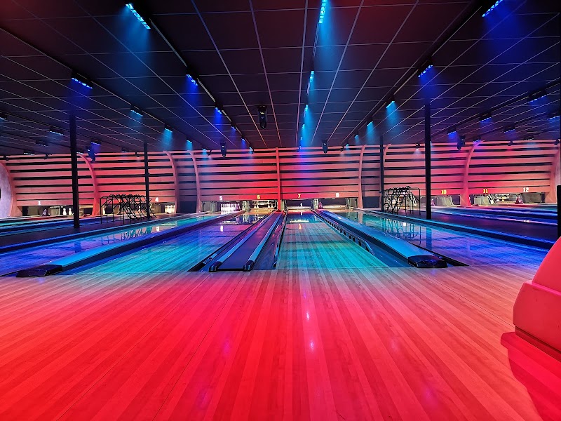 Bowlingbaan Olround Bowlingcentrum & Prison Island Nijmegen in Nijmegen - Interieur en faciliteiten