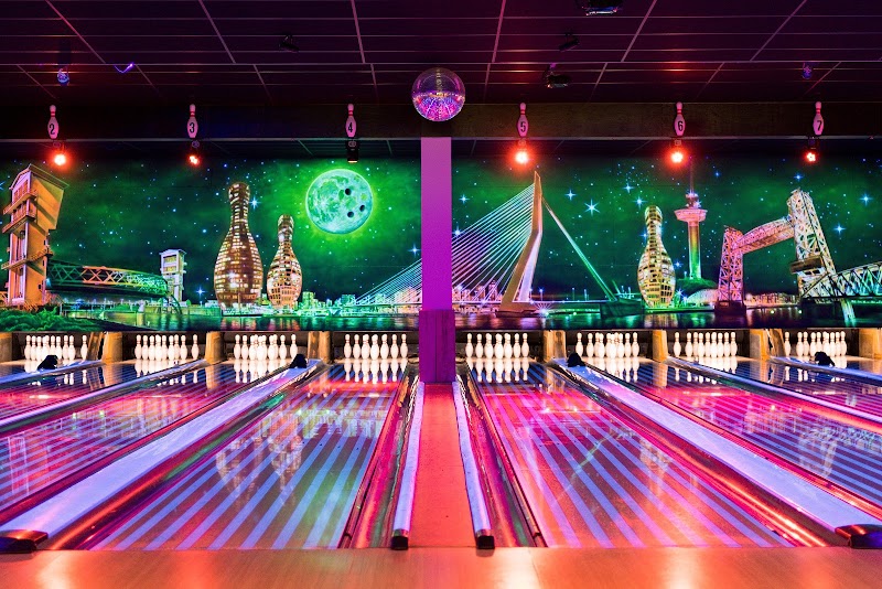 Bowlingbaan Bowling & Partycentrum Krimpenhof in Krimpen aan den IJssel - Interieur en faciliteiten