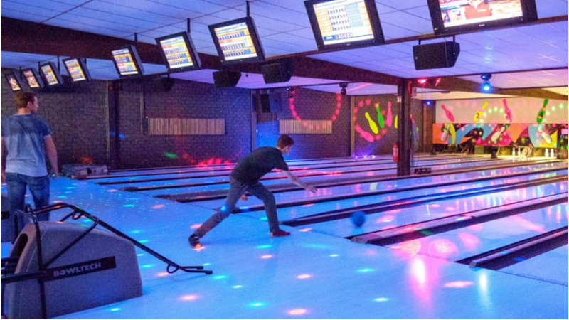 Bowlingbaan Buffetrestaurant en Bowling Passe Partout in Appingedam - Interieur en faciliteiten