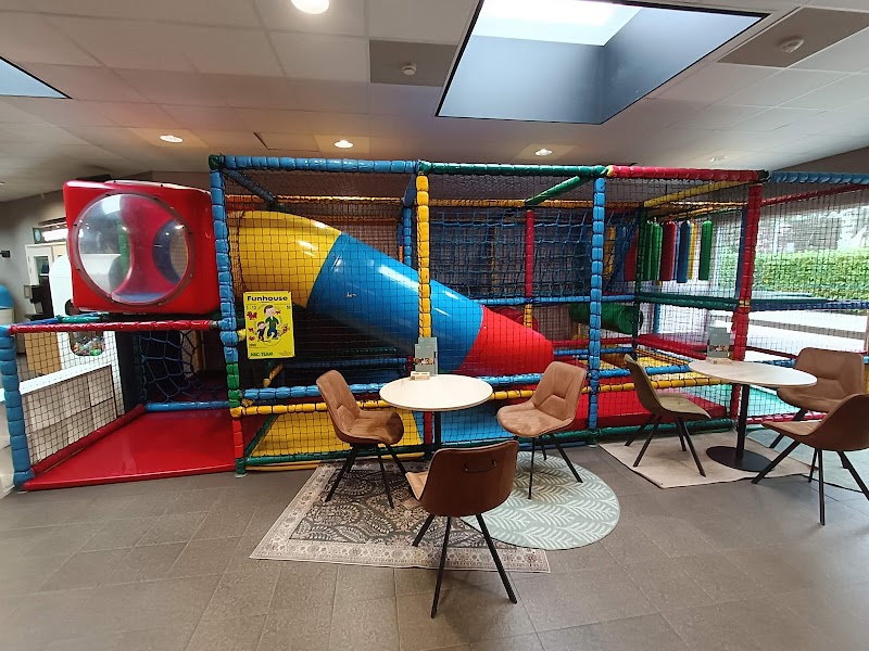 Bowlingbaan de Katjeskelder bowlingcentrum Oosterhout - foto 3