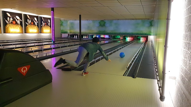 Victorie Plaza Bowlen en Kegelen B.V. bowlingcentrum Alkmaar - foto 2