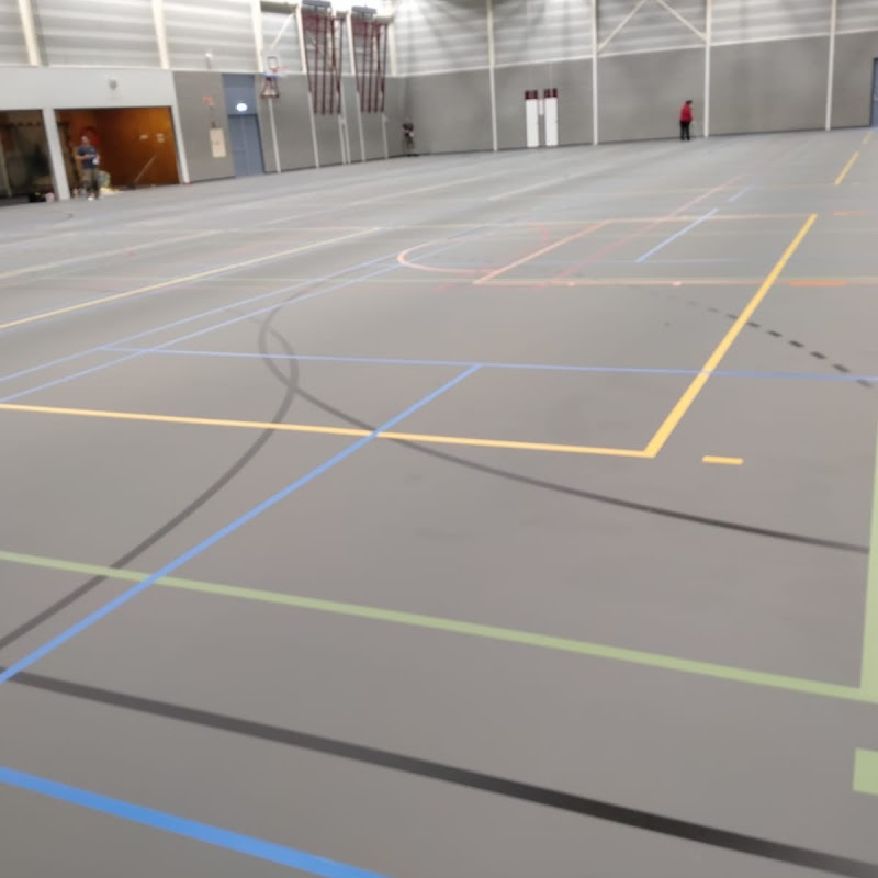 Bowlingbaan Sporthal De Salamander in Dongen - Interieur en faciliteiten