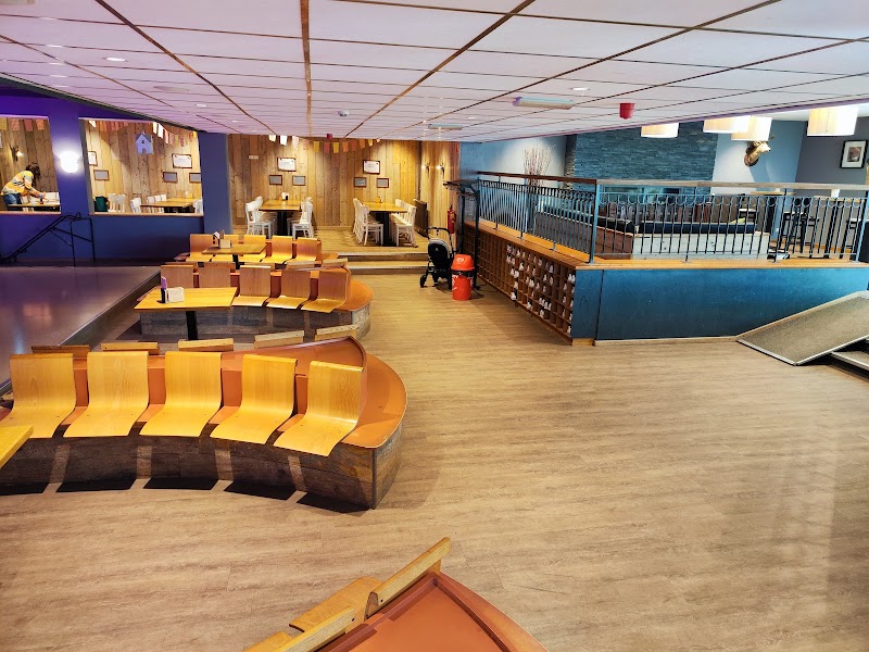 Bowlingbaan Bowlingbaan Vakantiepark Dierenbos 🎳 in Vinkel - Interieur en faciliteiten