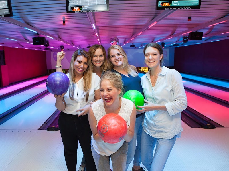 Bowlingbaan Bowling Schagen Bowl & Eat in Schagen - Interieur en faciliteiten