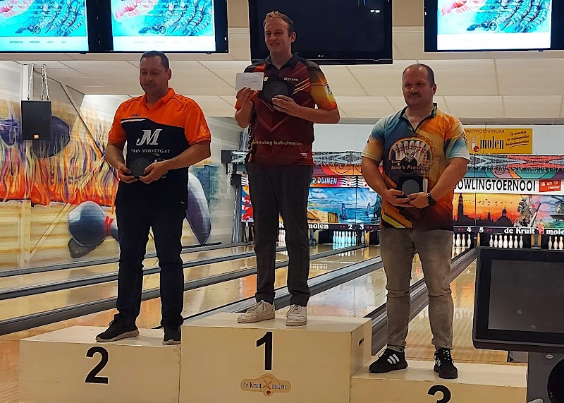 Bowlingbaan Bowlingvereniging Middelburg (BVM) in Middelburg - Interieur en faciliteiten