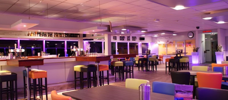 Bowlingbaan Hendriks Sportpaleis Hoensbroek in Hoensbroek - Interieur en faciliteiten