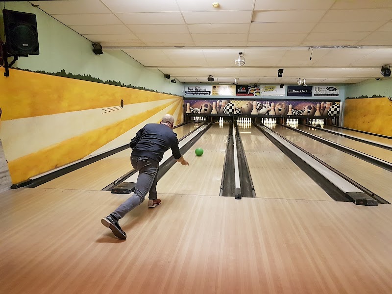 Bowling en Dartcentrum de Kaden Drachten bowlingcentrum Drachten - foto 3