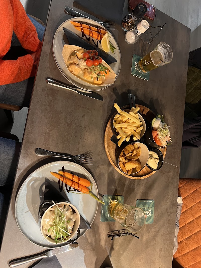 Restaurant Fitnessstudio Bloemketerp bowlingcentrum Franeker - foto 2